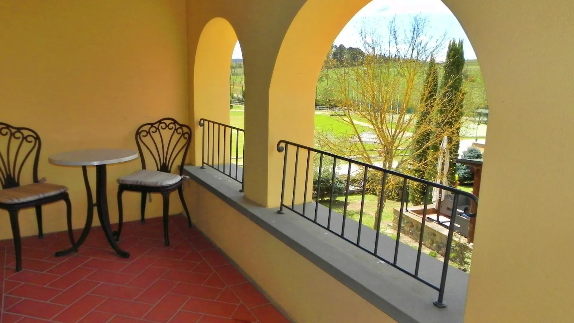 Relais La Martina Hotel Pietraviva