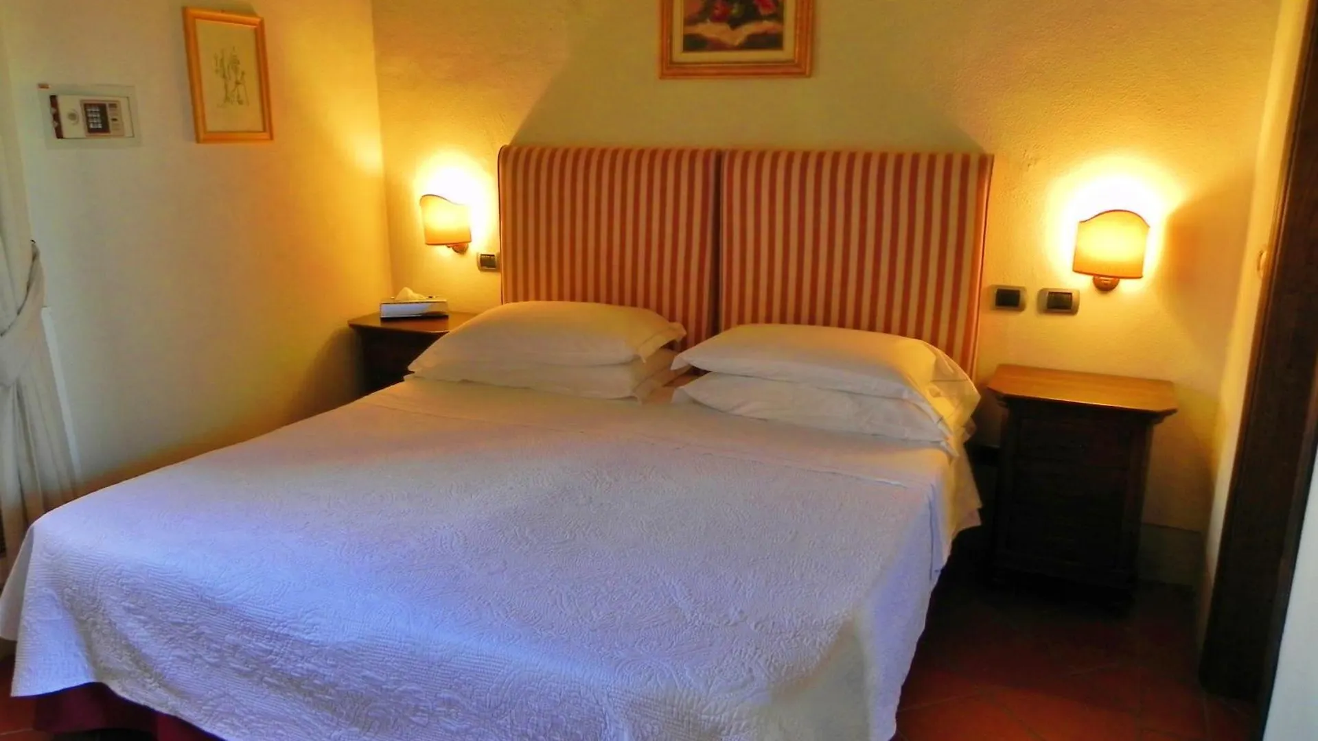 Hotel Relais La Martina Pietraviva 3*,
